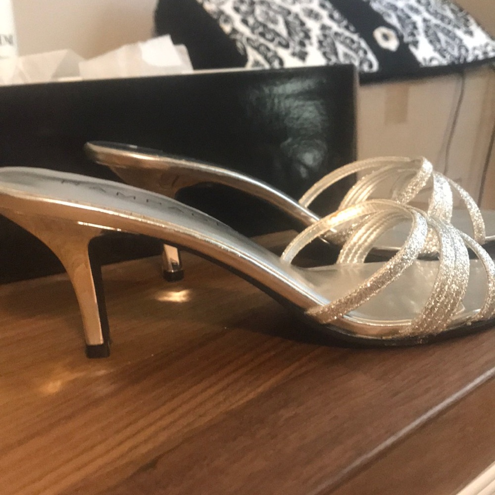 Heels - Picture 4 of 5